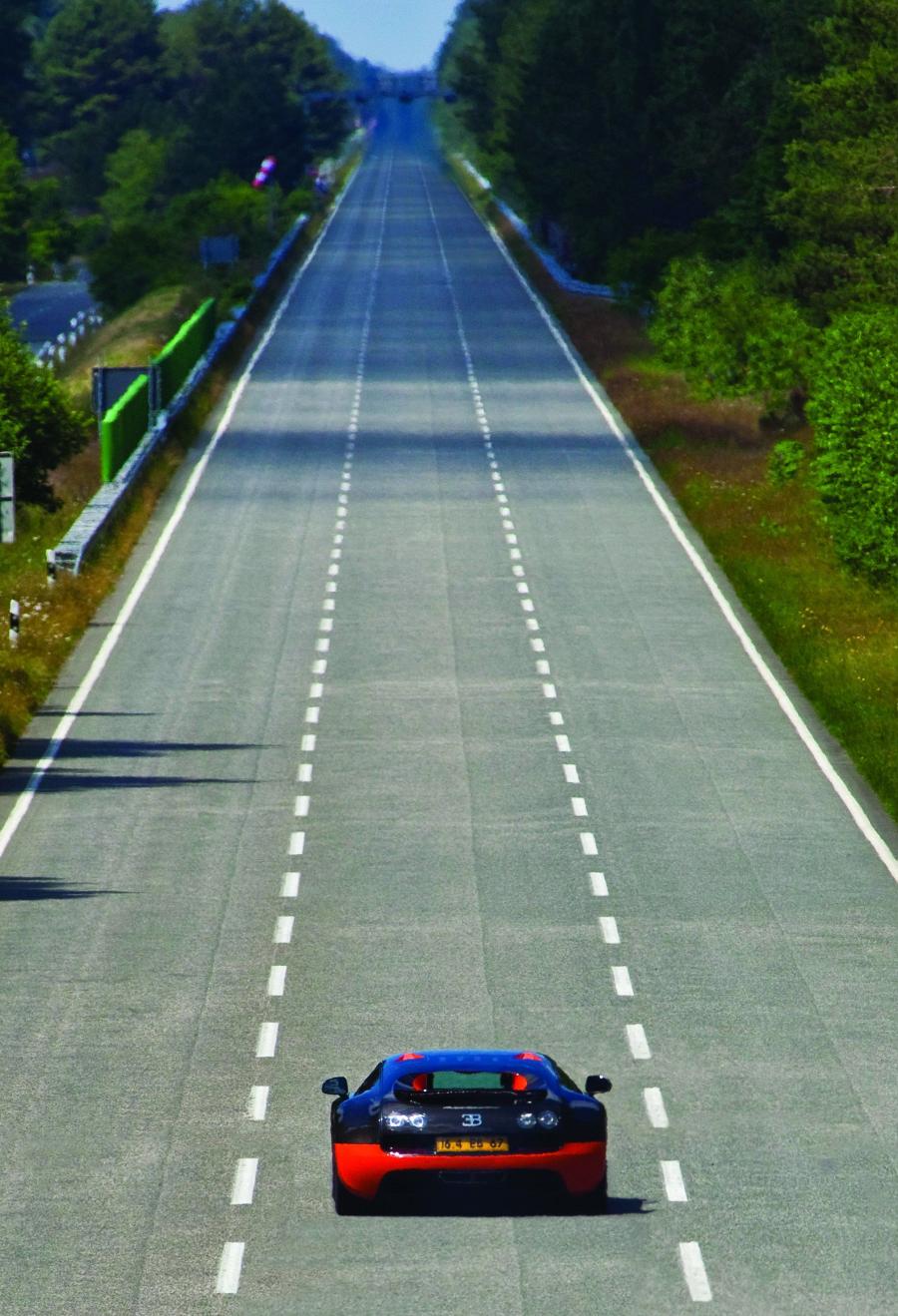  Bugatti Veyron 16.4 Super Sport 2010 года  (фото 56 из 103)